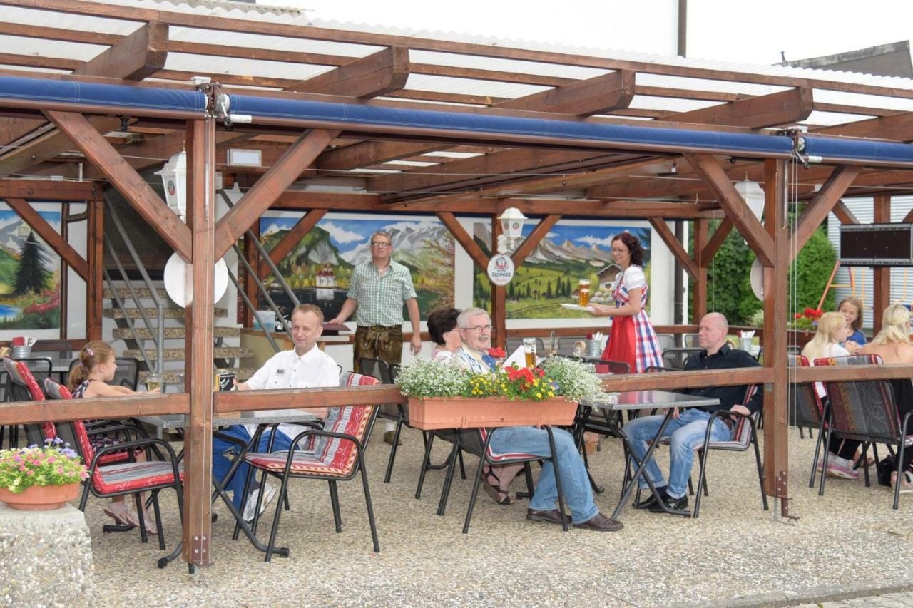 Hotel - Restaurant Baumann Freiberg Exterior foto